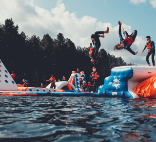 Diesen Sommer stand die Wasserwelt der Pelican School manchmal auf dem Kopf – Interview